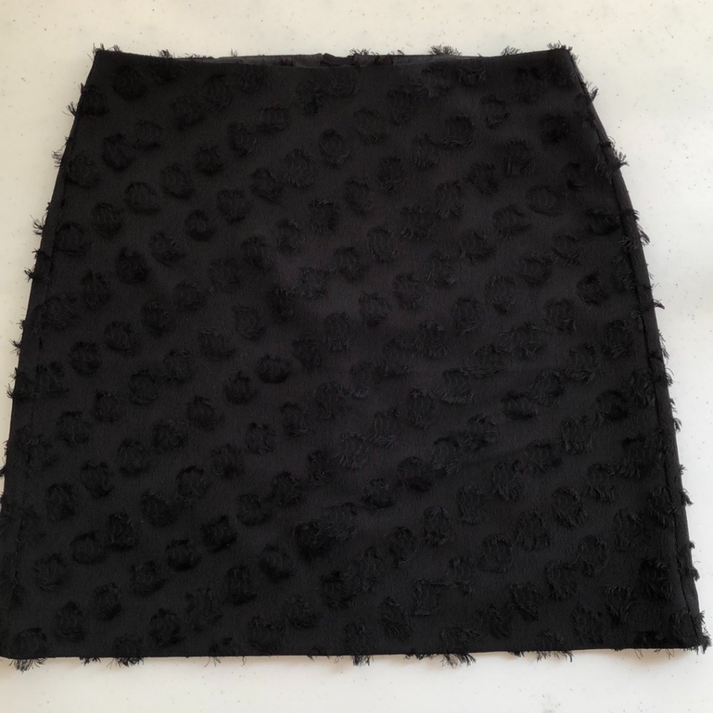 LOFT Black Mini Skirt Size 4